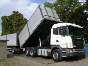 SCANIA R124 400